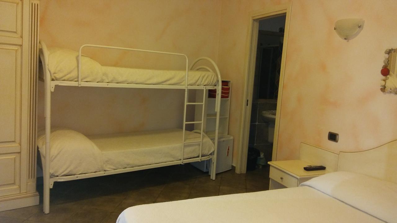 Hotel Sa Cralla Villasimius Kültér fotó
